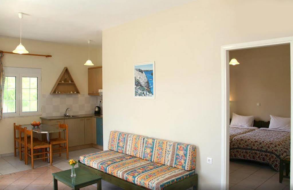 Armonia Geostudios Apartment